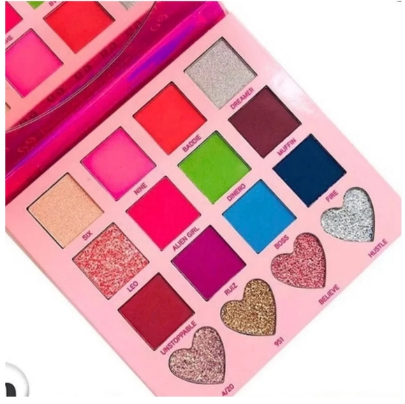 Beauty Creations Annette69 Eyeshadow Palette - Picture 3 of 12